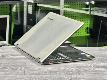 Lenovo Yoga 700-14isk 46